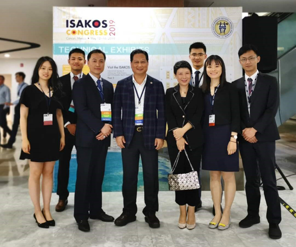 15584309872769.jpg 运动医学团队参加第12届ISAKOS大会,墨西哥,坎昆.jpg