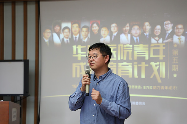 15716239618904.jpg 8向阳老师_副本.jpg