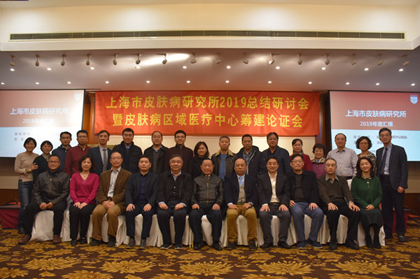 15770289926527.jpg 8合影_副本.jpg