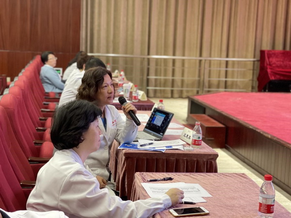 16092324865370.jpg 第三届华山医院医务人员医疗质量管理演讲比赛成功举办3.jpg