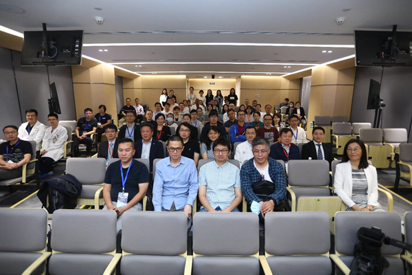 16224733439145.jpg 合影.jpg