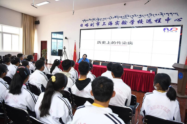 16227353203377.jpg 12给实验学校的学生普及传染病知识_副本.jpg