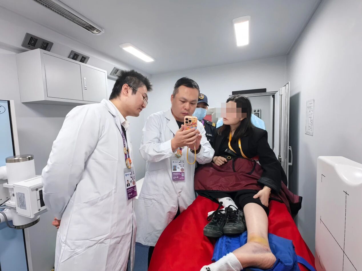 持续优化服务细节，华山医院连续8年承担进博医疗保障任务