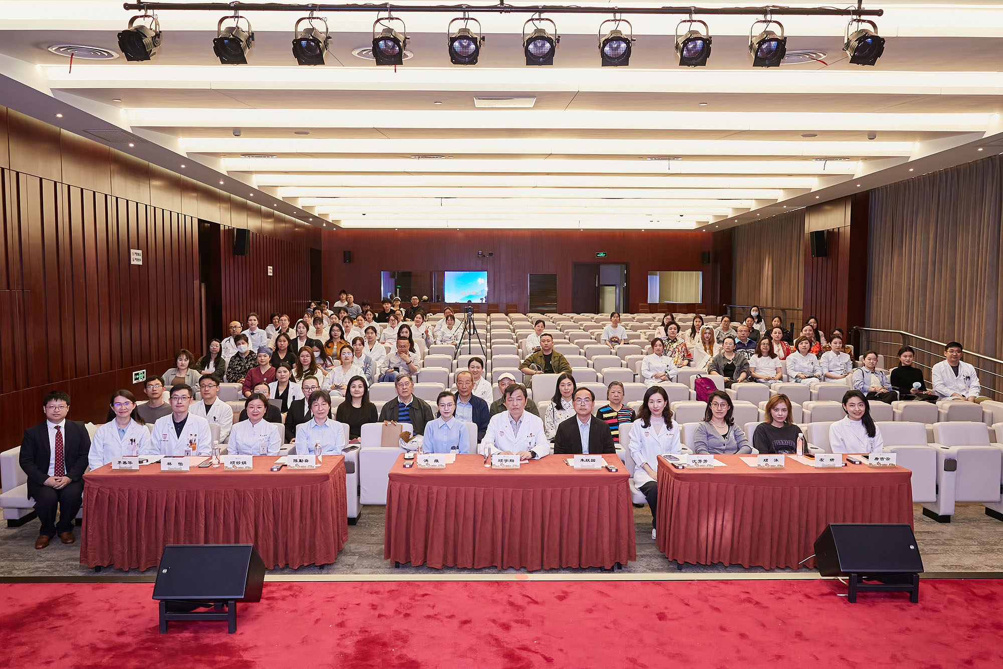 华山医院举行青年科普大赛，把医学知识讲成“家常话”