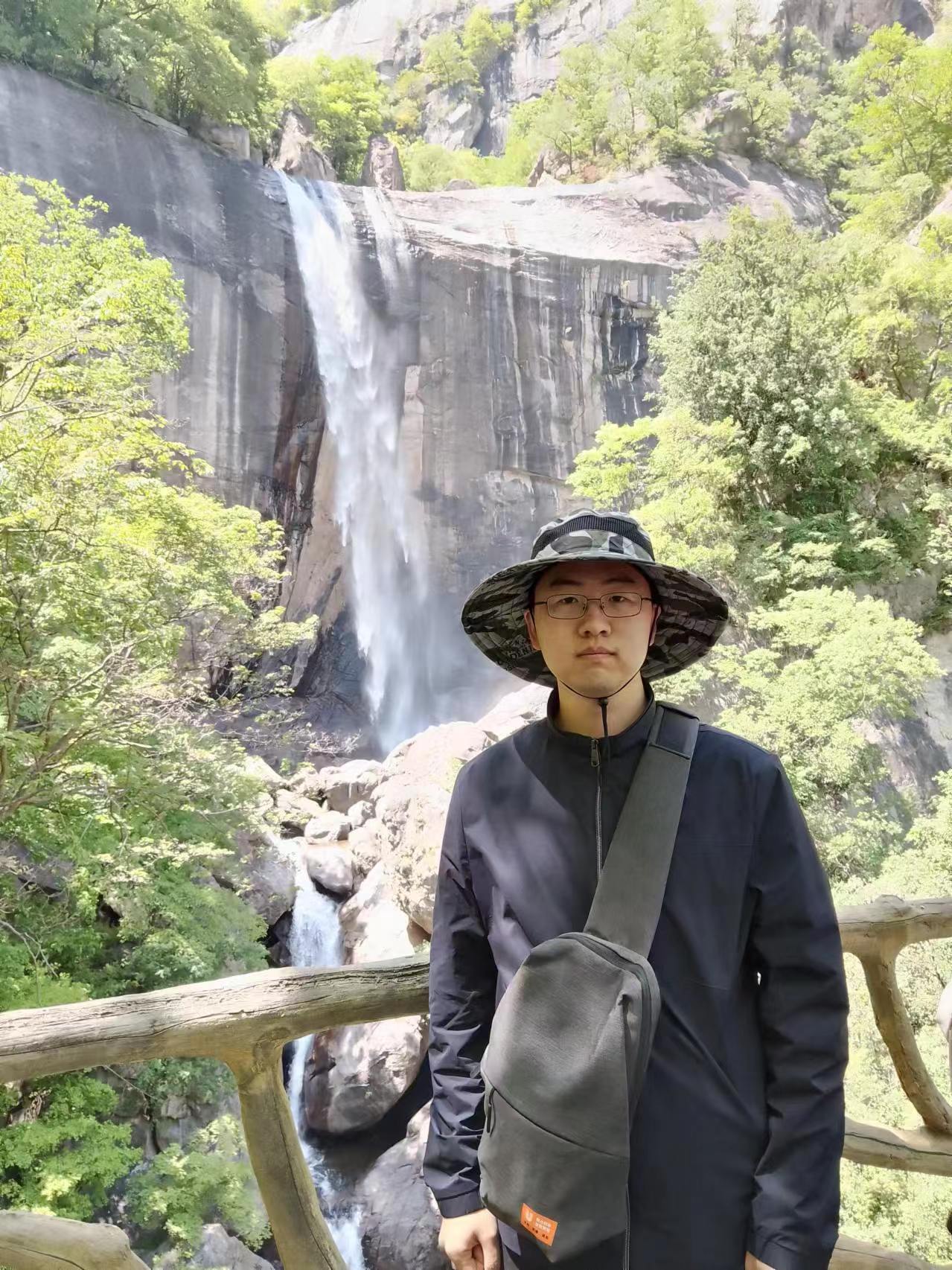 黄本祺